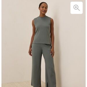 Airplane Mock Neck Shell